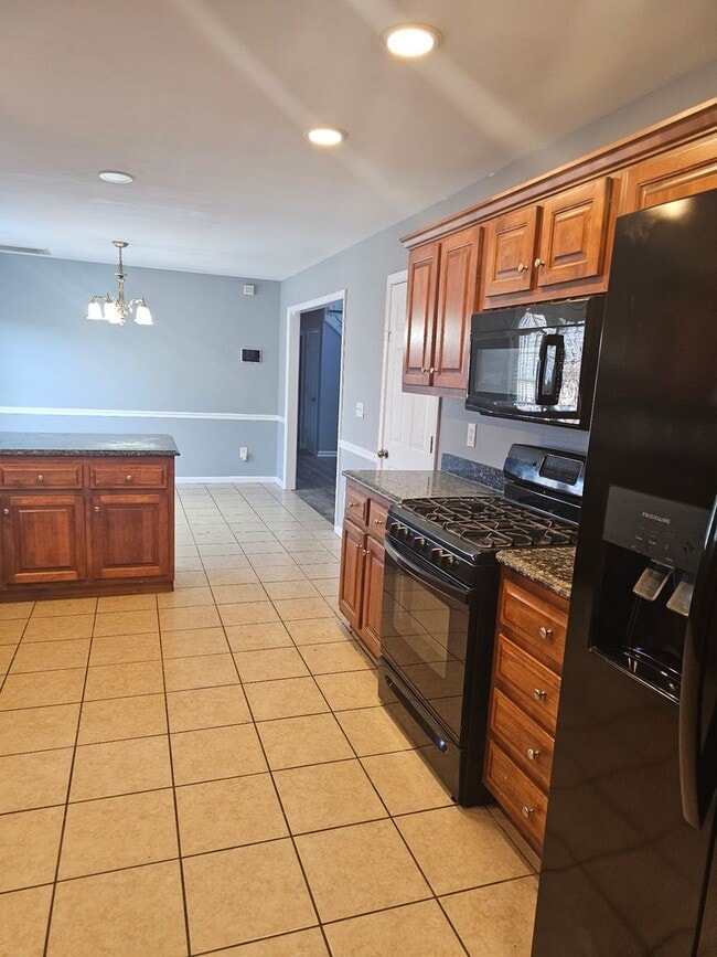 Foto del edificio - 5 Bedrooms- 3 Bathroom- House in West Rome!