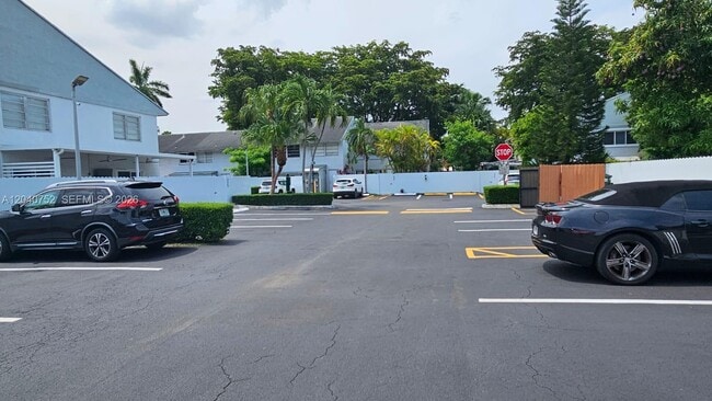 Building Photo - 8460 SW 156th Pl