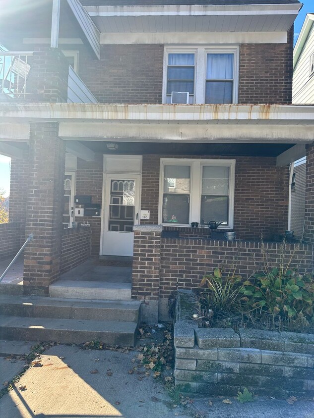 Primary Photo - 110 Madeline St
