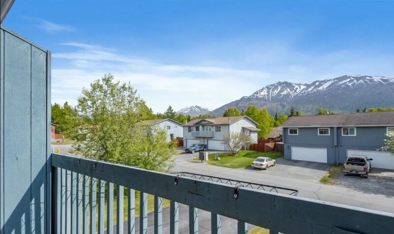 Foto del edificio - 18621 N Lowrie Loop