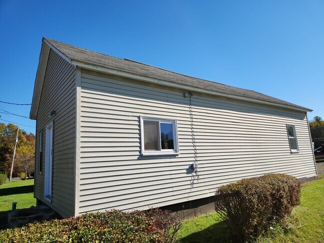 Foto del edificio - 224 Palmerton Rd
