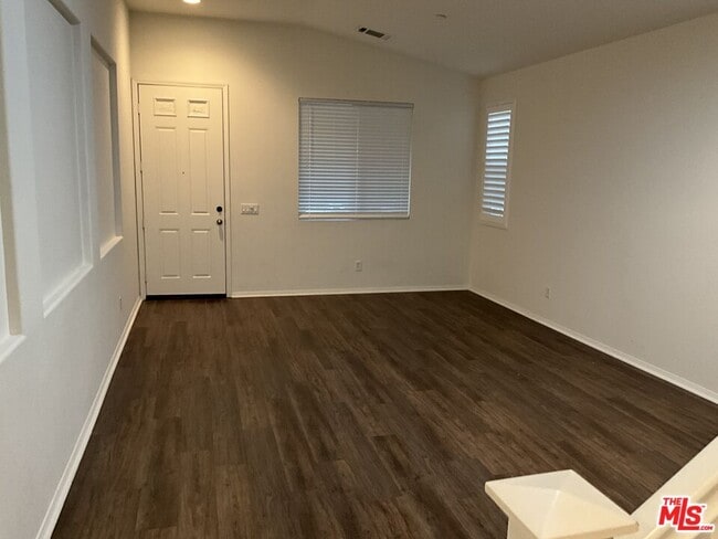 Building Photo - 15488 Ramona Ave