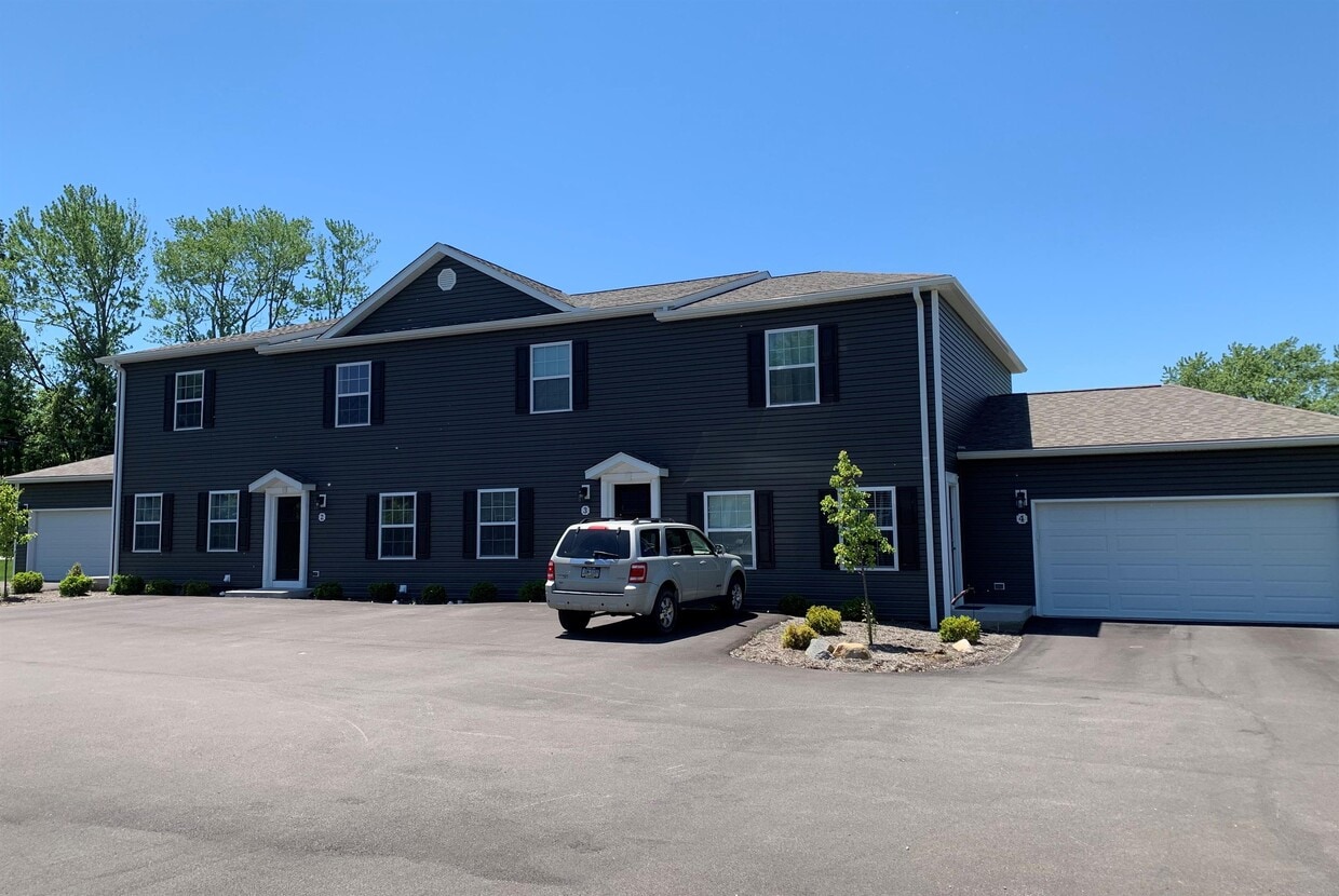 Building Photo - 6020 Swanville Rd