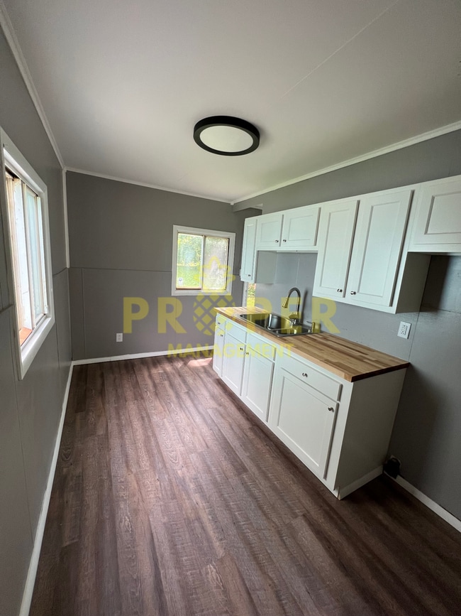 Foto del edificio - very nice 2 bedroom 1 bathroom house for rent