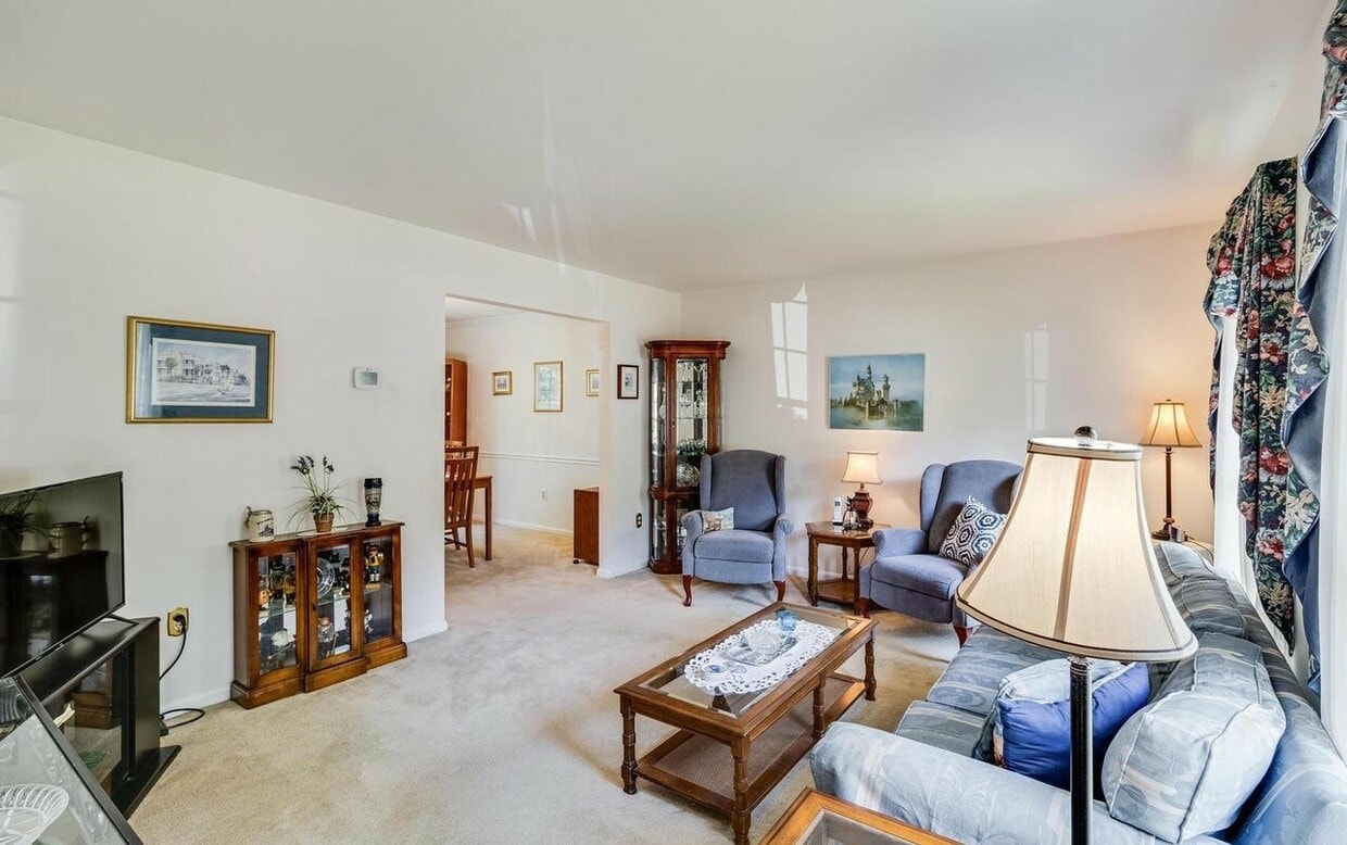 Photo - 15411 Pine Tree Ct (Bowie, MD)