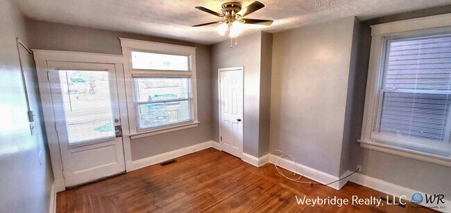 Foto del edificio - Elberon 717 - 719