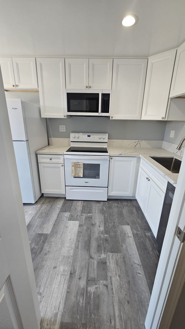 Building Photo - 5073-5075 Leo St. San Diego, CA 92115