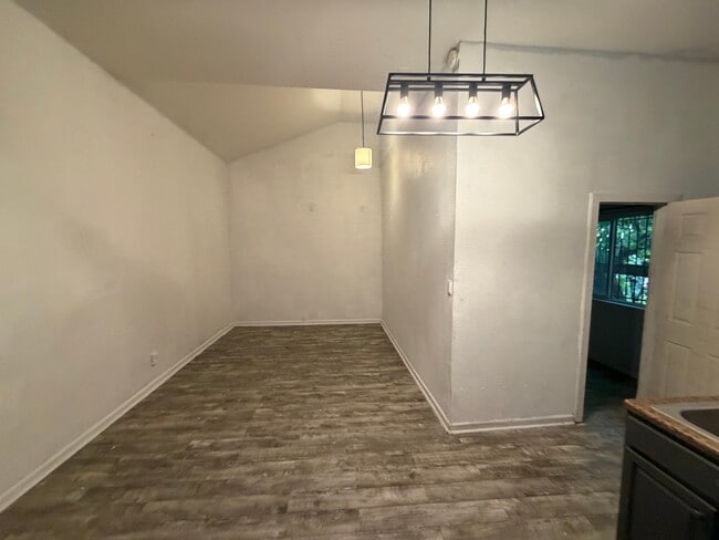 Foto del edificio - 6602 Gramercy St