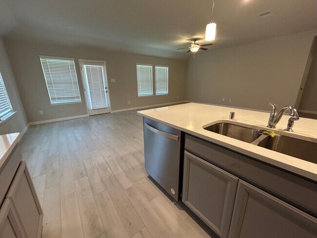 Foto del edificio - 1130 Muscadine Hollow Ln