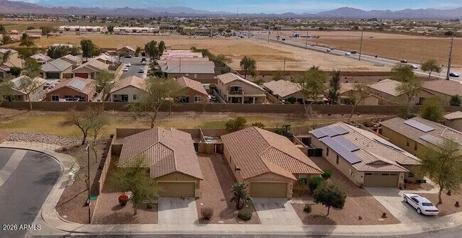 Foto del edificio - 25067 W Dove Trail