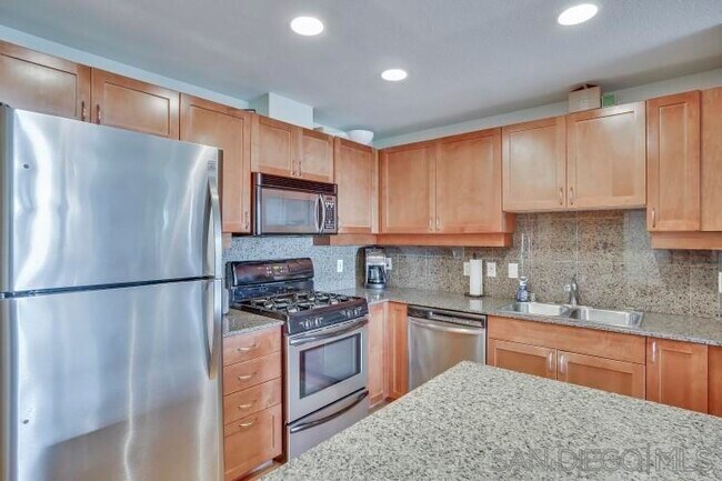 Foto del edificio - 1240 India St