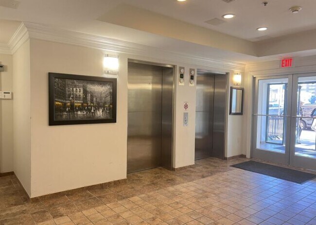 Foto del edificio - 1209 Summit Ave