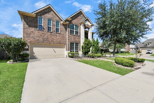 Foto del edificio - 6843 Bears Path Ln