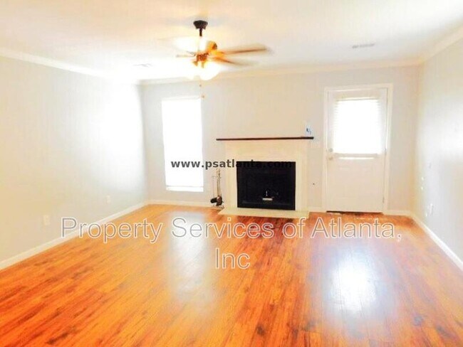 Foto del edificio - 6649 Wellington Sq