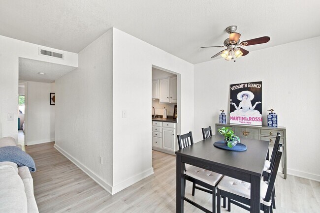 Foto del edificio - 9926 NE 116th St