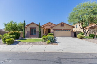 Building Photo - 2270 E Aloe Pl