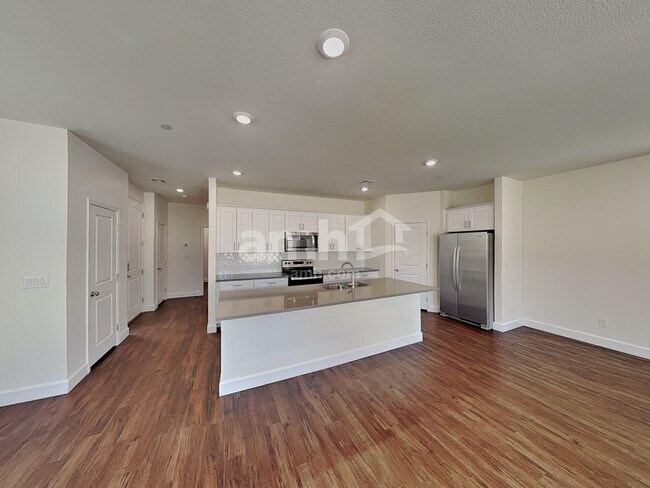 Foto del edificio - 288 Dahlia Rachel Pl