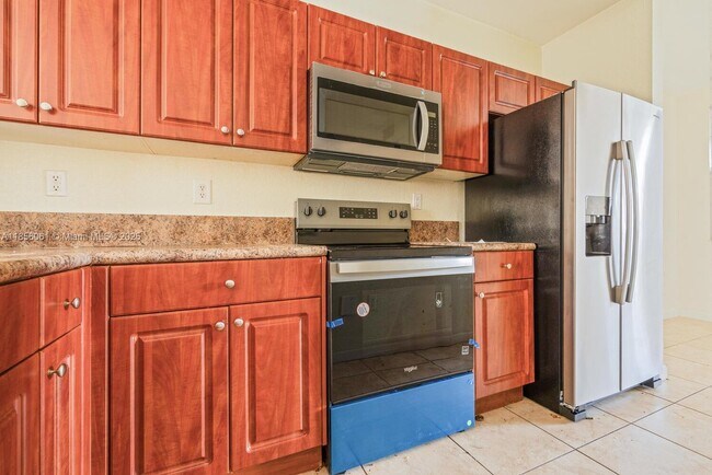 Foto del edificio - 9219 SW 227th St