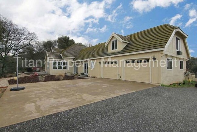 Foto del edificio - 8355 Haven Hill Ln