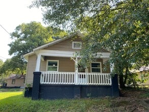 Building Photo - 324 N Pryor St