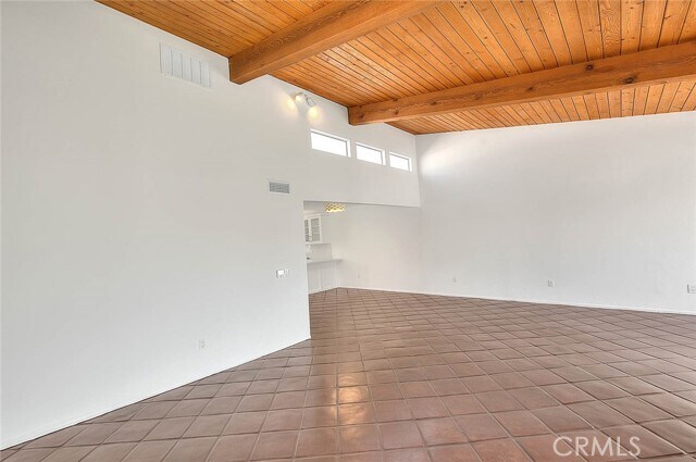 Foto del edificio - 310 Bayview Dr