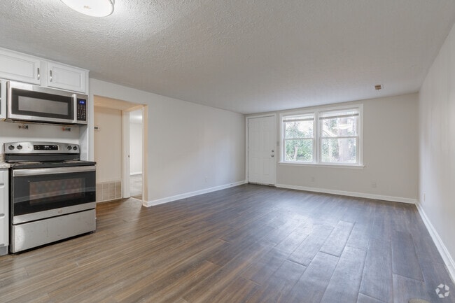 3BR, 1BA - 1,100SF - Living Room - 2600 Le Blanc Ct.