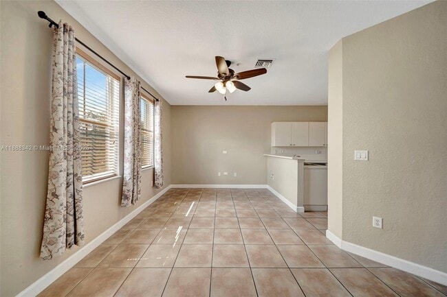 Foto del edificio - 4361 SW 160th Ave