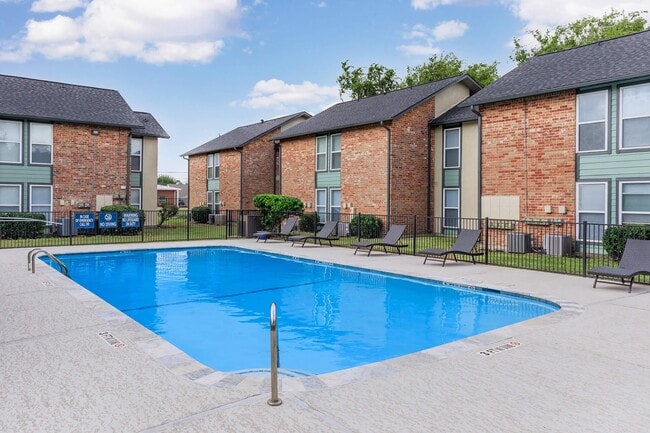 Foto del edificio - Residence at Deer Park Apartments