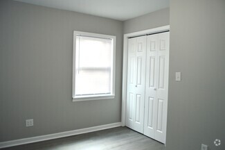 Building Photo - 911 Woodall Rd SW