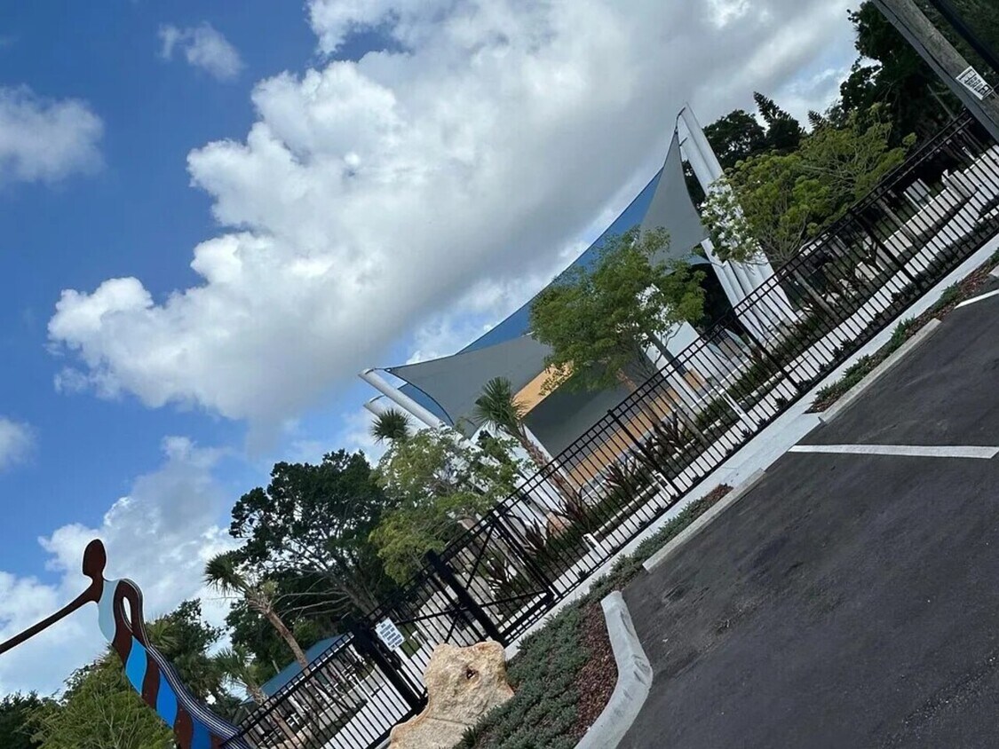 Foto del edificio - Dr. Mary McCLeod Bethune Blvd