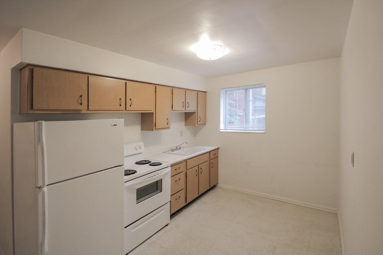 Primary Photo - 426 Franklin Ave