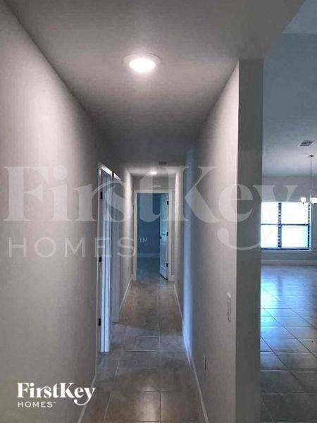 Foto del edificio - 3742 Kenyon St