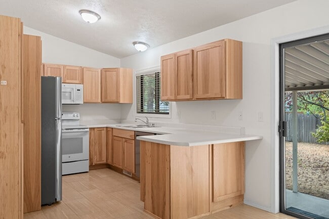 Foto del edificio - Single-Family Residence for rent in south ...