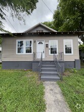 Building Photo - 1120 Elm Ave