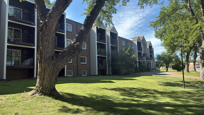 Building Photo - Dale Terrace