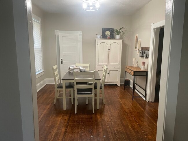 Photo - 1822 N Delaware Apartment