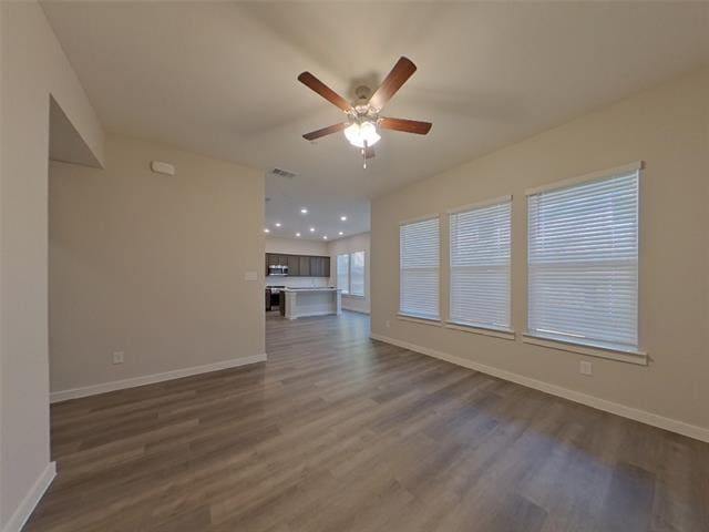 Foto del edificio - 310 Lincoln Cir