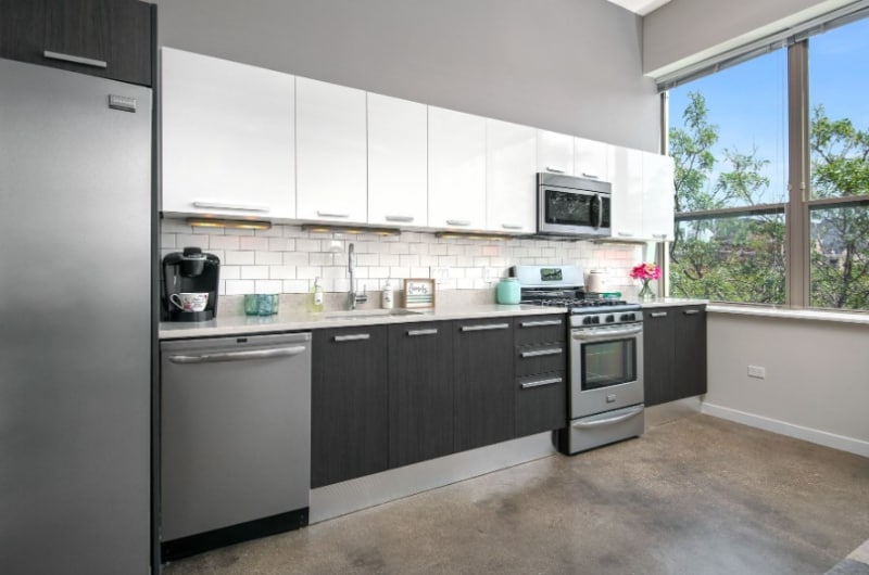 Photo - 1300 W Randolph St (Chicago, IL)