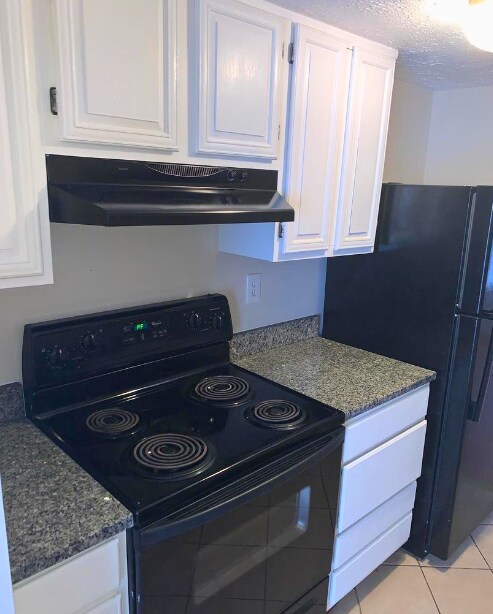 Foto del edificio - 12524 Laurel Grove Pl