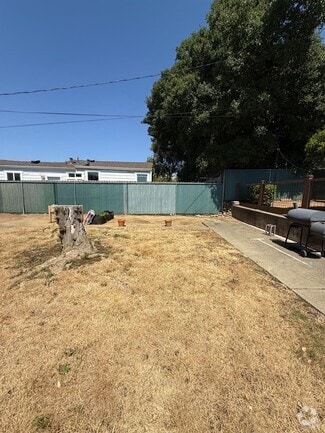 Building Photo - 232 Mountain View Ave