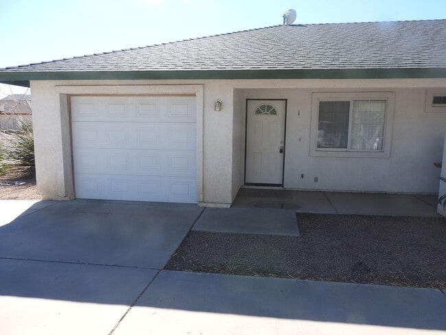 Foto del edificio - K-1022