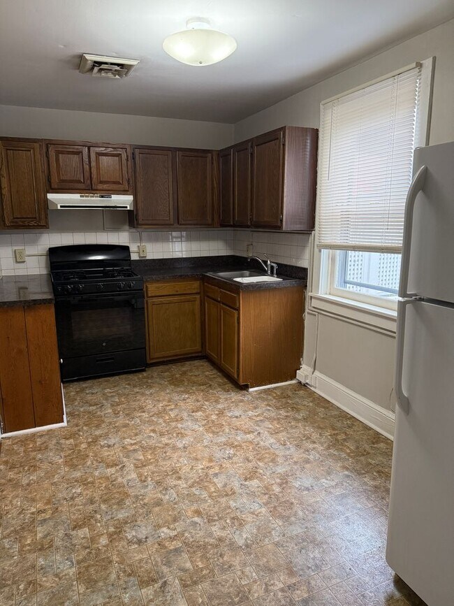 Foto del edificio - 313 N Market St