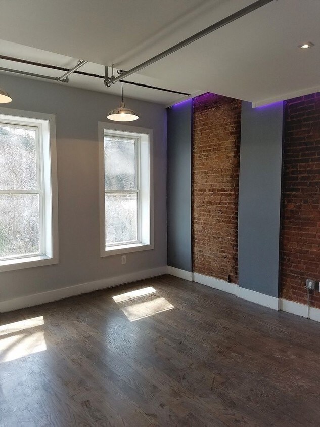 Foto principal - 718 Madison St