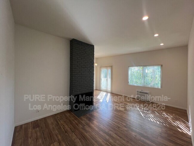Foto del edificio - 11905 Avon Way