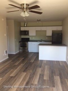 Building Photo - 1247 W 6th Ave