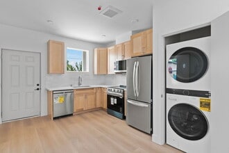 Building Photo - 3516 Oak Glen Ln