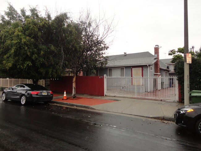 Building Photo - 1240-1242 Lodi Pl