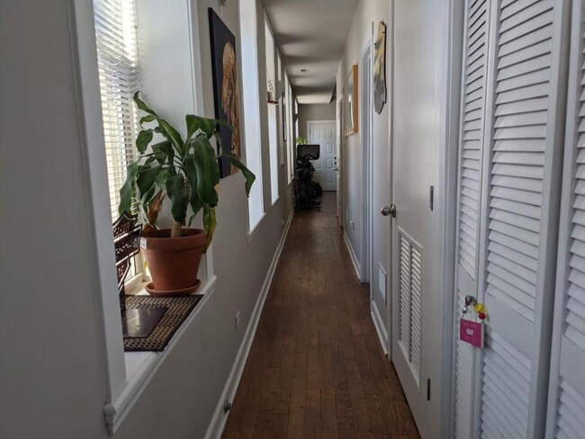 Foto del edificio - 2 bedroom in Chicago IL 60642