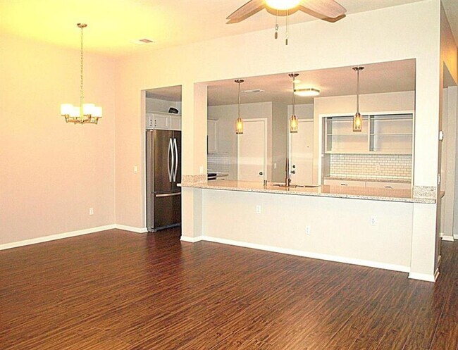 Building Photo - 2200 Larston Ln
