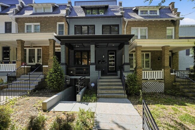 Foto del edificio - 756 Princeton Pl NW
